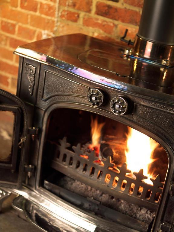 The Broad Leys Bed & Breakfast Aylesbury  Ngoại thất bức ảnh