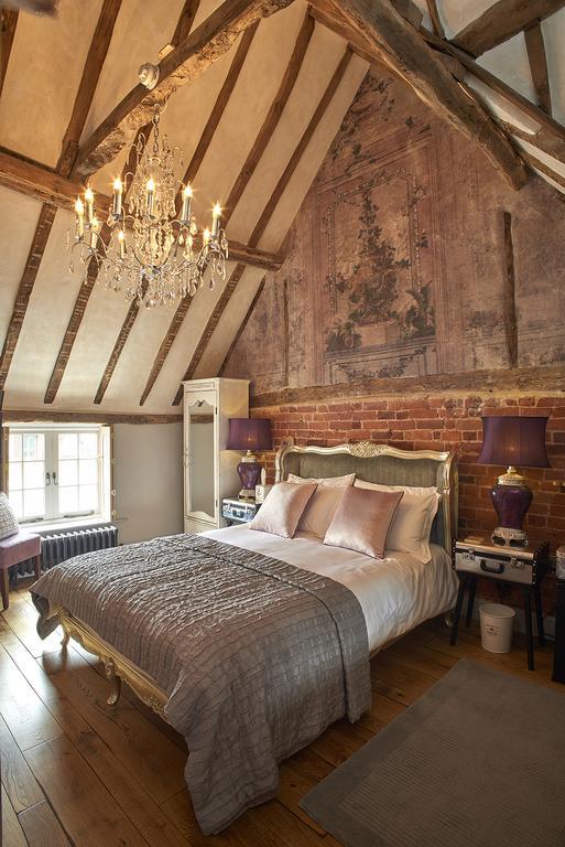 The Broad Leys Bed & Breakfast Aylesbury  Ngoại thất bức ảnh