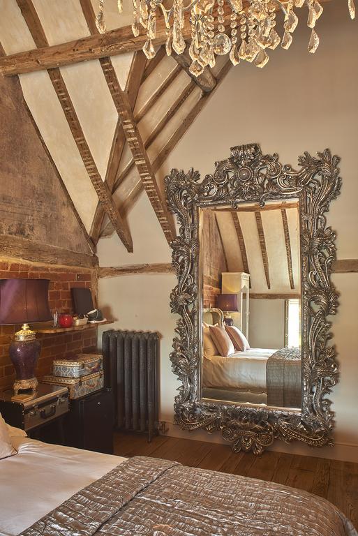 The Broad Leys Bed & Breakfast Aylesbury  Ngoại thất bức ảnh